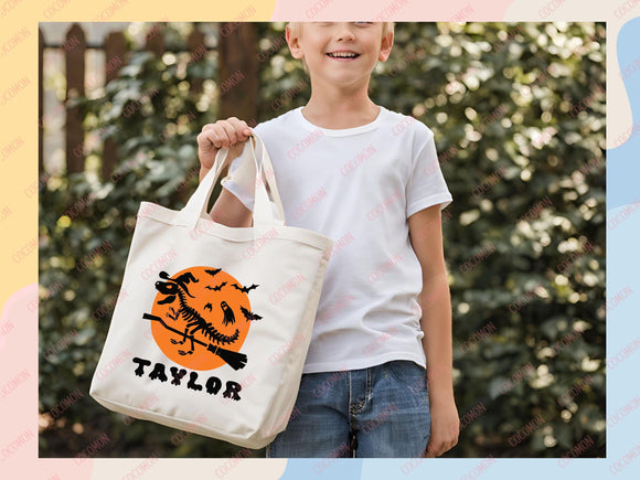 Personalized Halloween Tote Bag Custom Name Tote Kids Trick or Treat Halloween Gift Bag Goodie Bag Spooky Halloween Party Favor Gift Tote